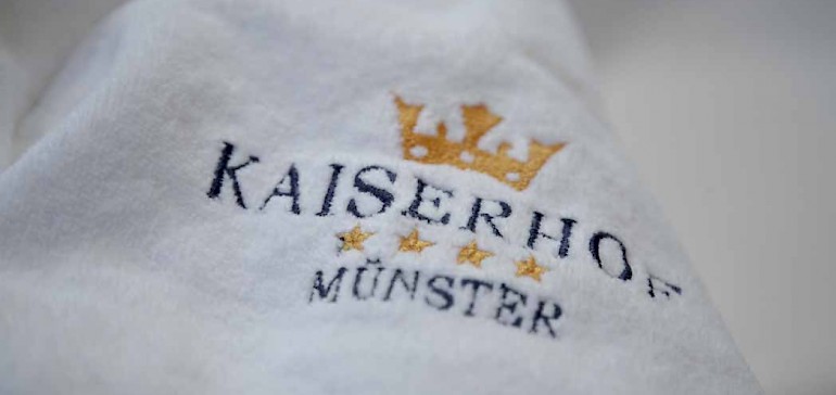 Kaiserhof bathrobe